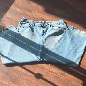 (NEW) WILD FABLE BLUE JEANS SIZE 17 MID-RISE 90s RELAX STRAIGHT. EVERYDAY WEAR.